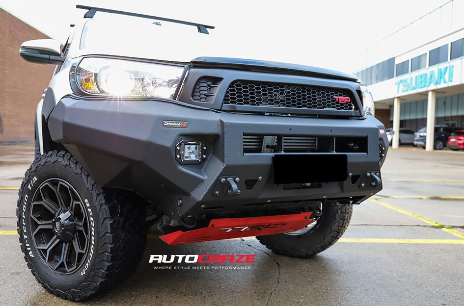 TOYOTA HILUX N80 4WD REPLAY GLOSS BLACK MACHINED DARK TINT
